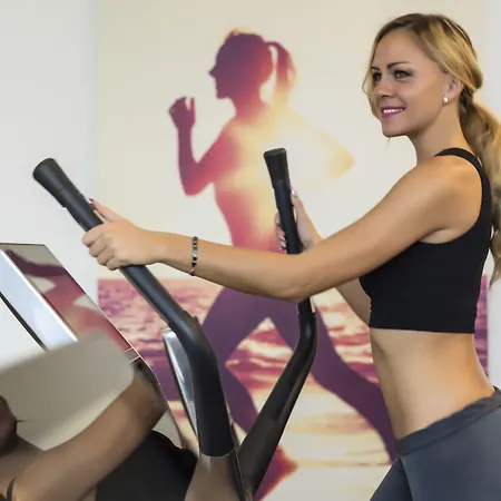 호텔 Atlantic & 4*