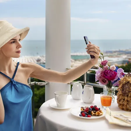 Atlantic & 4* 리치오네