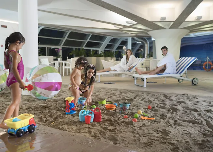 Hotell Atlantic & 4*