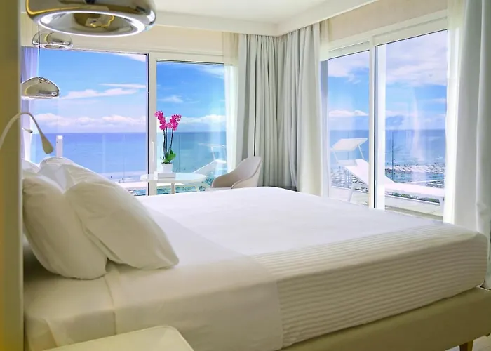 Atlantic & Hotel Riccione